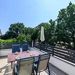 In With Terrace, Air Conditioning, Wifi, Washing Machine 5158-3 Ferienhaus *