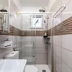 In With Terrace, Air Conditioning, Wifi, Washing Machine 5158-3 Medulin