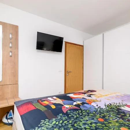 In With Terrace, Air Conditioning, Wifi, Washing Machine 5158-3 בית נופש מדולין
