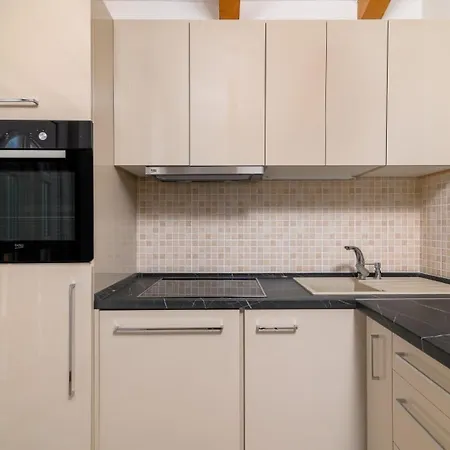 בית נופש In With Terrace, Air Conditioning, Wifi, Washing Machine 5158-3