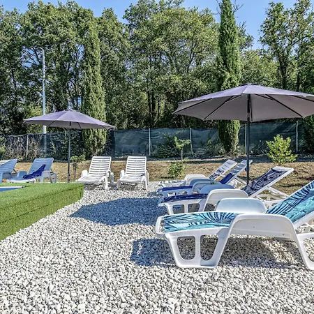 In With Terrace, Air Conditioning, Wifi, Washing Machine 5158-3 Ferienhaus